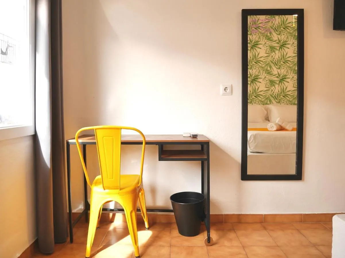 Nanit Rooms Ibiza Hostal Santa Eularia des Riu