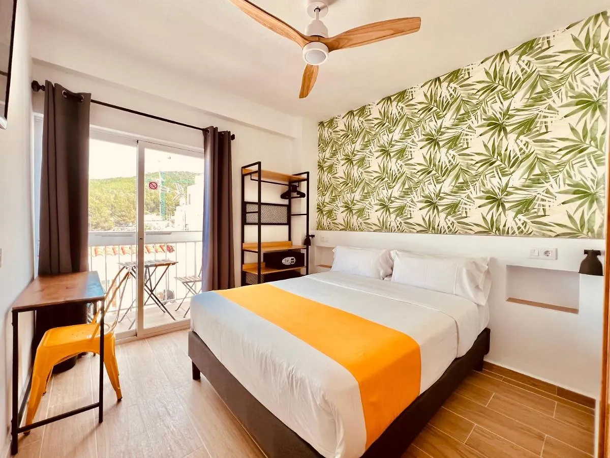 Nanit Rooms Ibiza Hostal Santa Eulalia del Río