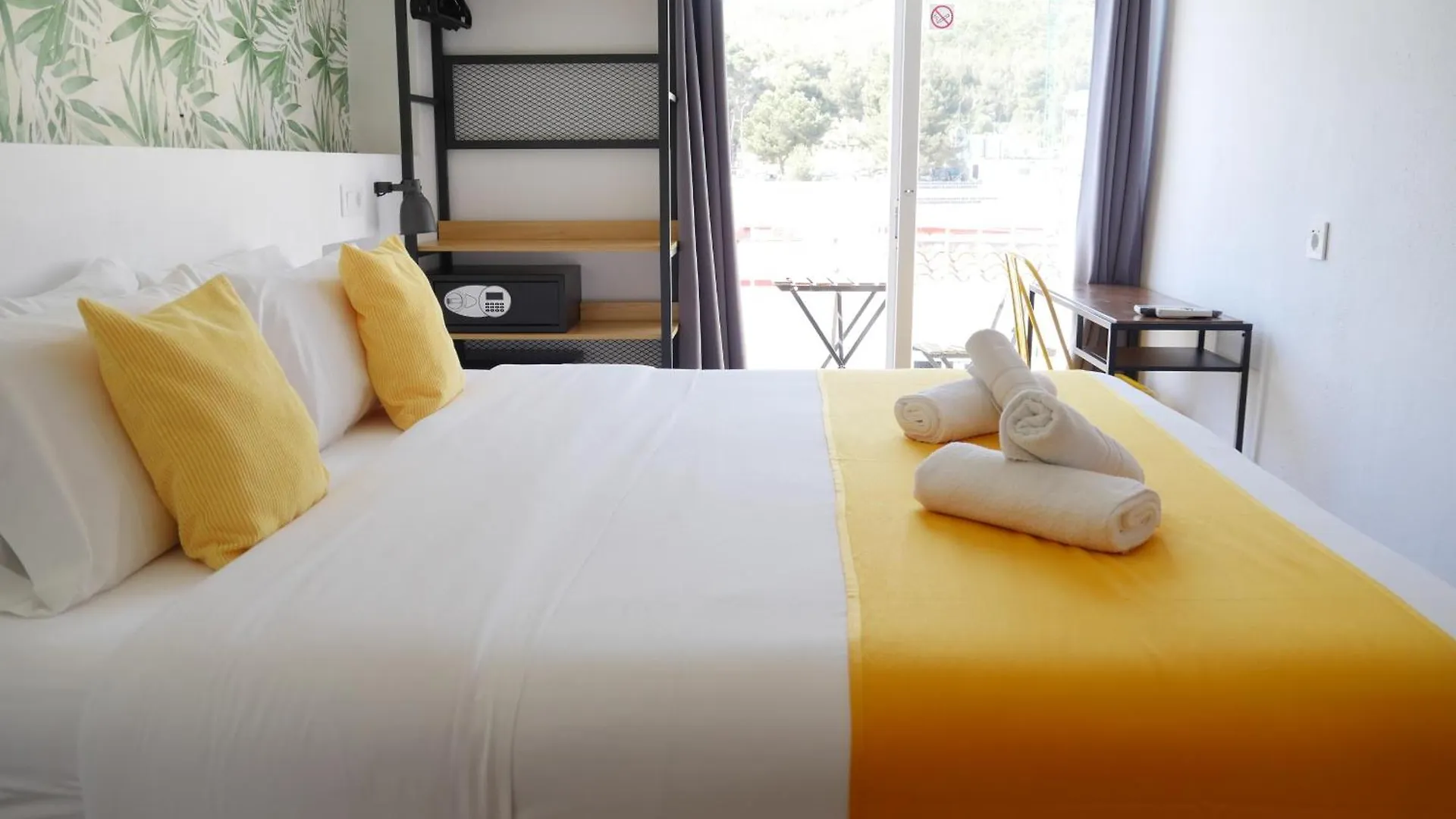 *** Konukevi Nanit Rooms Ibiza Hostal Santa Eularia des Riu İspanya