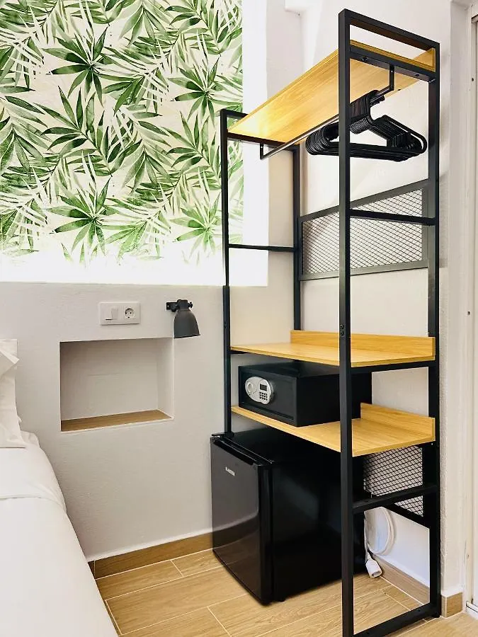 Nanit Rooms Ibiza Hostal سانتا أيُلاريا ذيس ريو